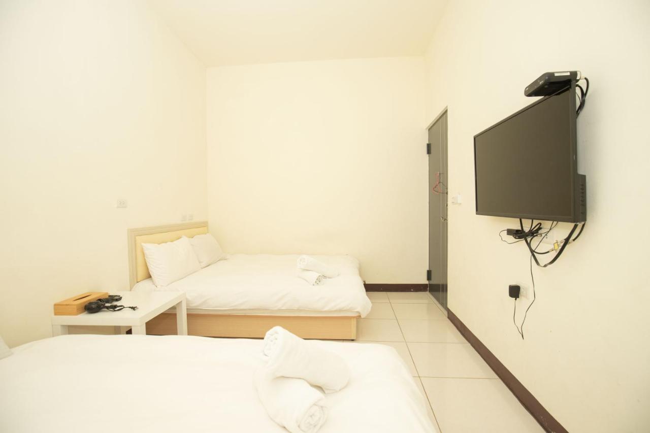 Fengjia Muxia Apartment ไถจง ภายนอก รูปภาพ