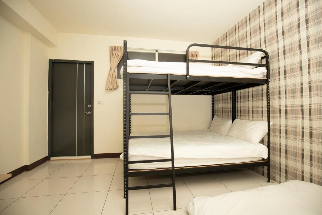 Fengjia Muxia Apartment ไถจง ภายนอก รูปภาพ