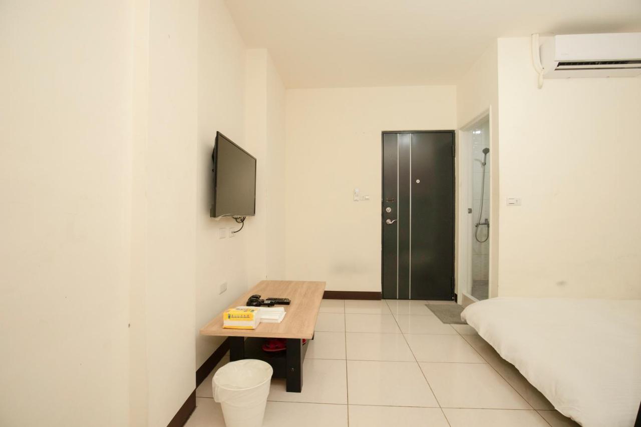 Fengjia Muxia Apartment ไถจง ภายนอก รูปภาพ