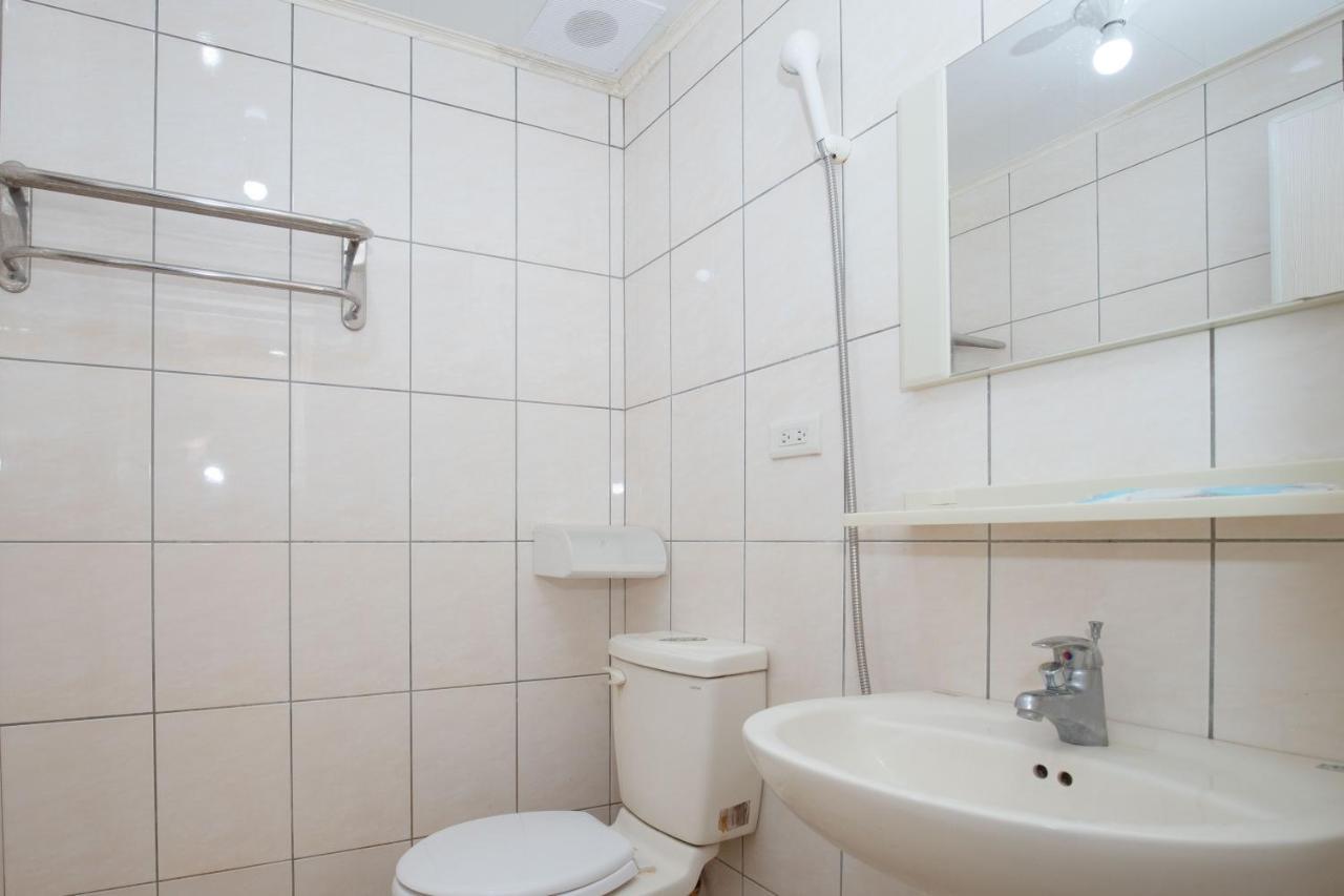 Fengjia Muxia Apartment ไถจง ภายนอก รูปภาพ